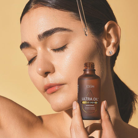Anti-Aging Pflanzenölmischung für strahlende Haut mit Hyaluronsäure wirkt antioxidativ und aufhellend